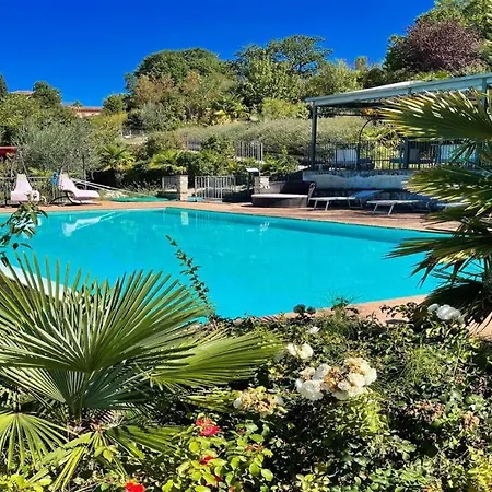 Spoleto-poolside Slps 20, One Hour To Rome, Fabulous Gardens, Bbq Area, Pool Villa Spoleto
