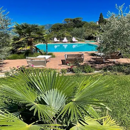 Spoleto-poolside Slps 20, One Hour To Rome, Fabulous Gardens, Bbq Area, Pool *