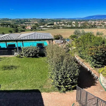 Spoleto-poolside Slps 20, One Hour To Rome, Fabulous Gardens, Bbq Area, Pool Villa *