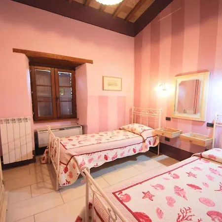 Spoleto-poolside Slps 20, One Hour To Rome, Fabulous Gardens, Bbq Area, Pool