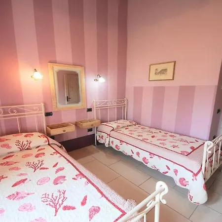 Spoleto-poolside Slps 20, One Hour To Rome, Fabulous Gardens, Bbq Area, Pool Villa Spoleto
