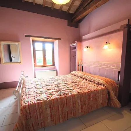 Villa Spoleto-poolside Slps 20, One Hour To Rome, Fabulous Gardens, Bbq Area, Pool Spoleto