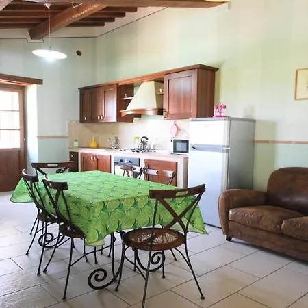Spoleto-poolside Slps 20, One Hour To Rome, Fabulous Gardens, Bbq Area, Pool * Spoleto